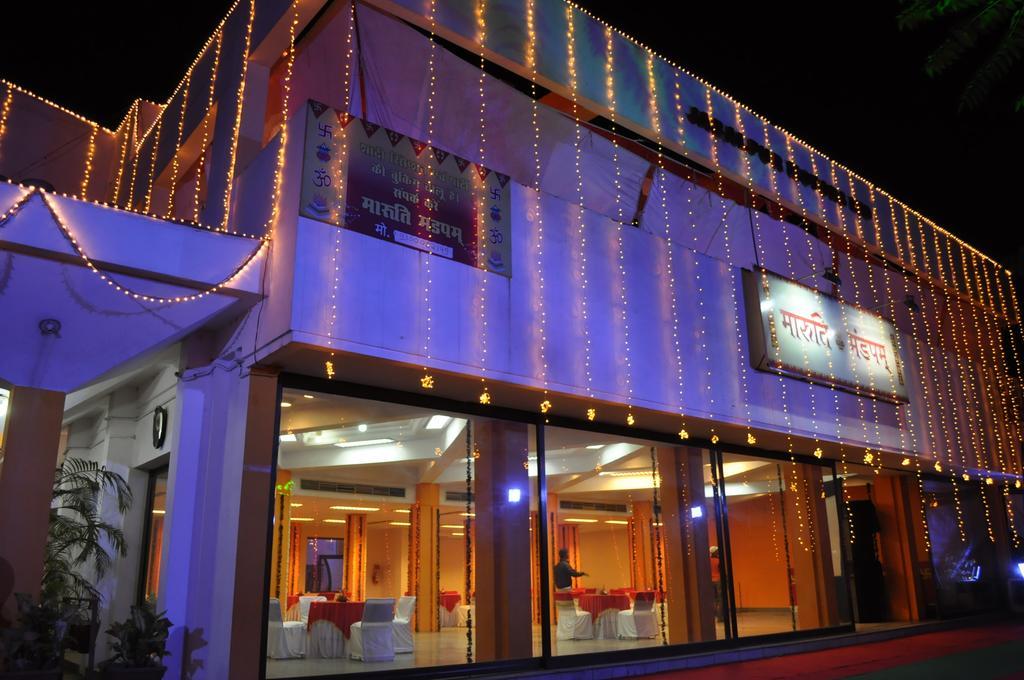 Hotel Maruti Mandapam Jabalpur Exteriör bild